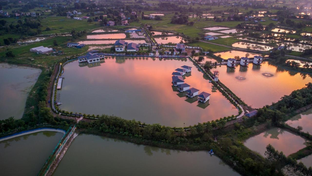 Lumbini Palace Resort Extérieur photo