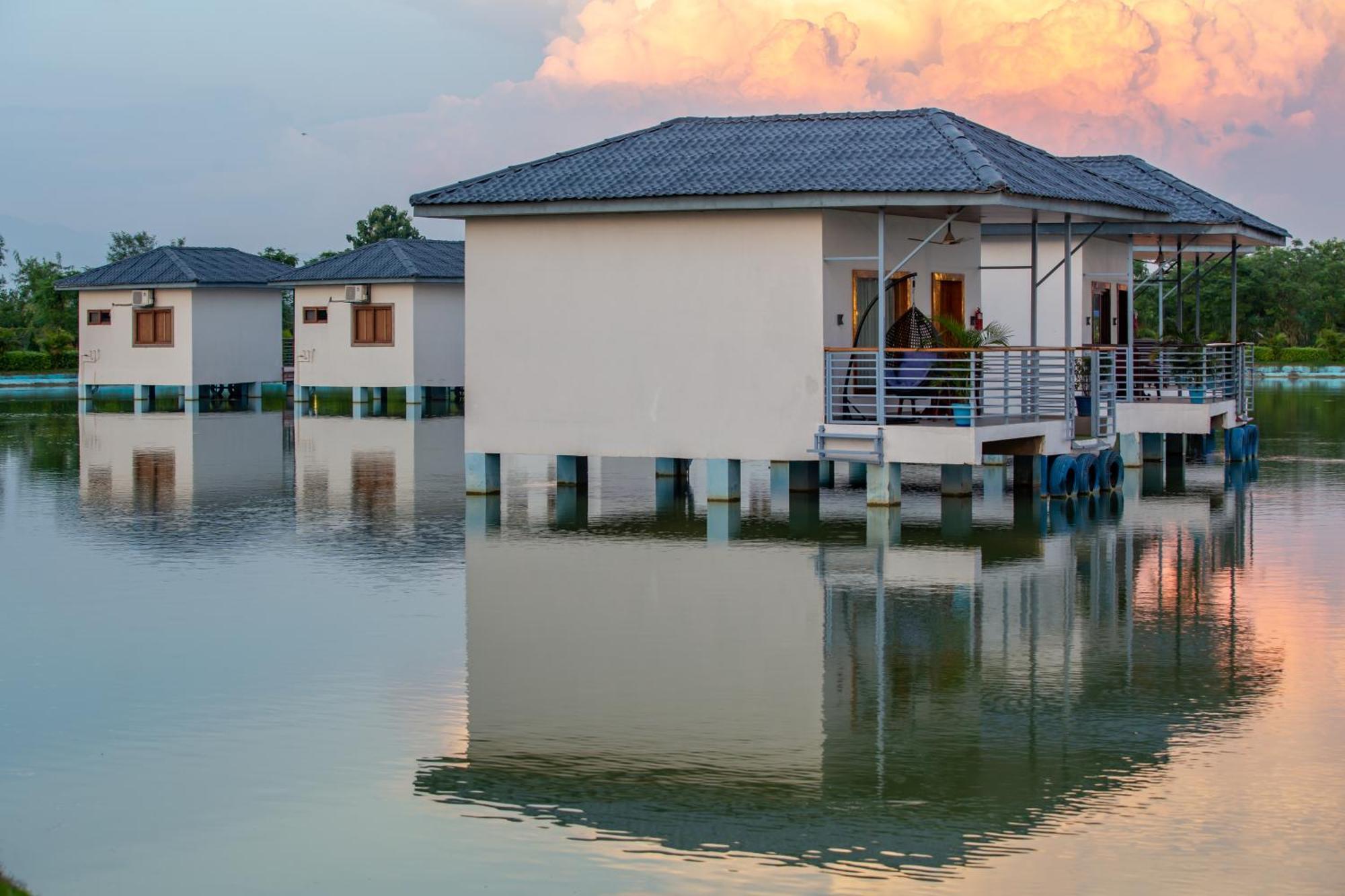 Lumbini Palace Resort Extérieur photo